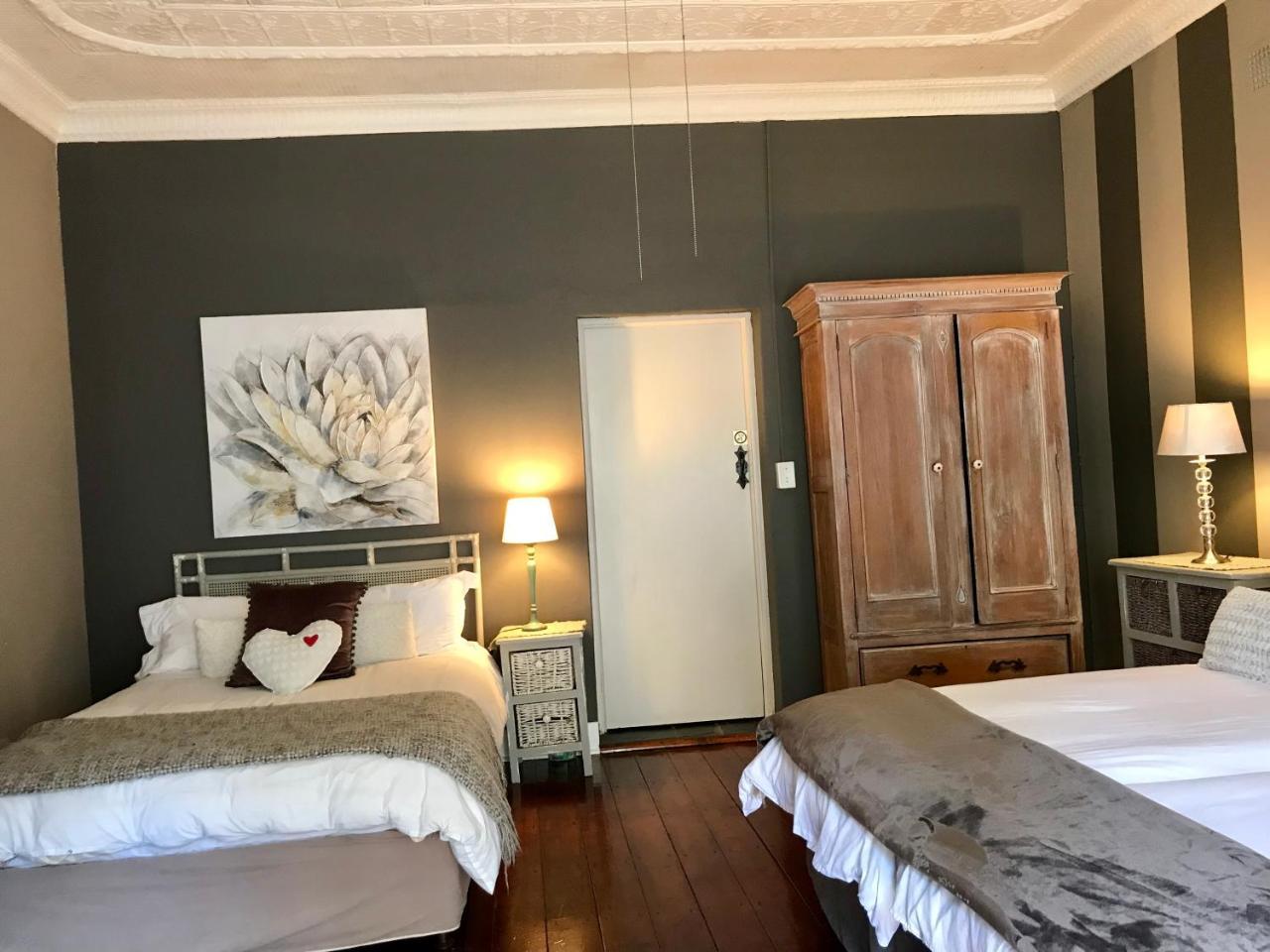 Waterhouse Guest Lodge In Muckleneuk Pretoria-Noord Exteriér fotografie